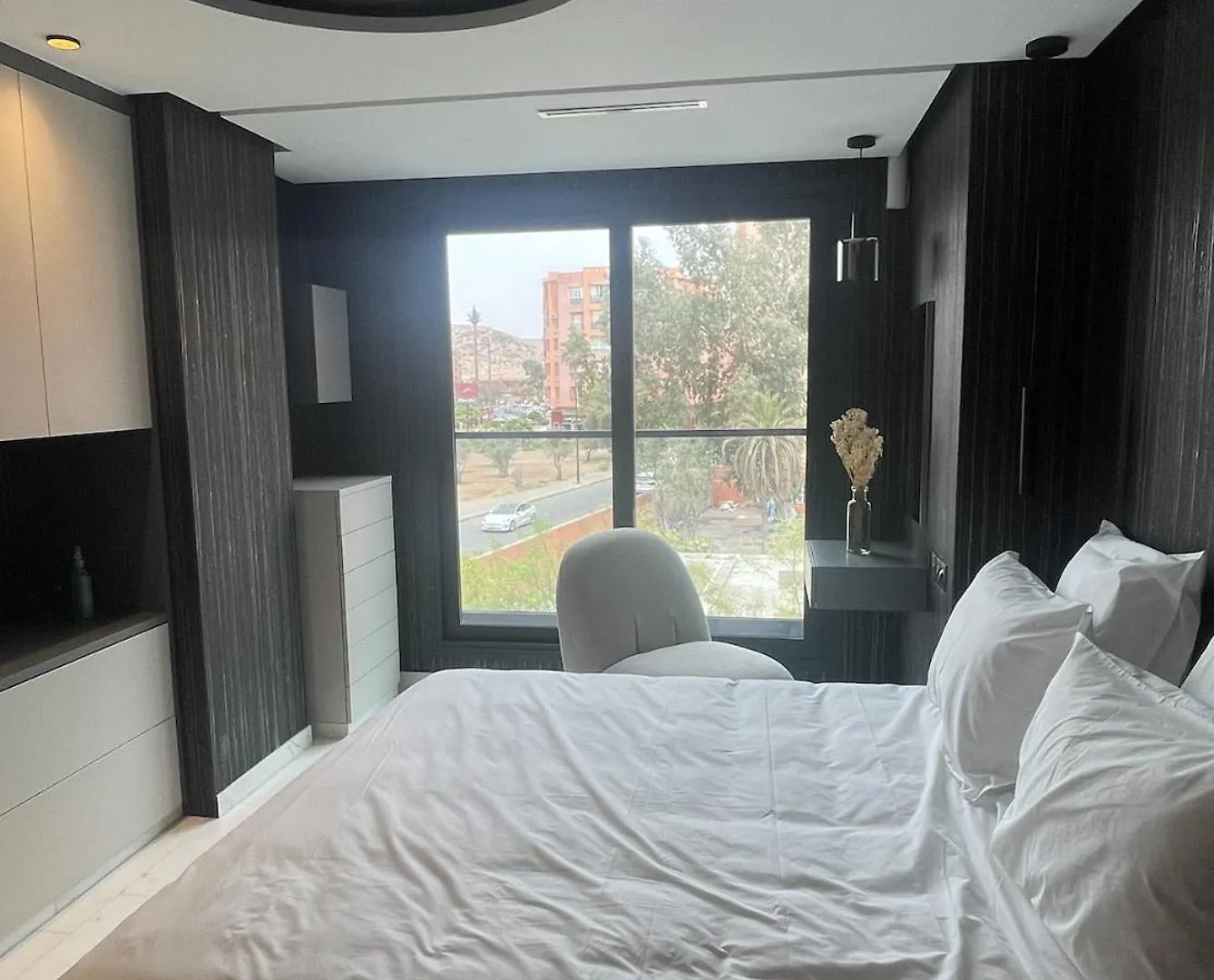 Luxueux 2 Pieces Residence Familiale Avec Piscine Centre Ville Marrakesh Apartment